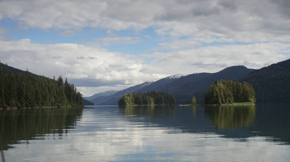 mountains at the head of berg bay