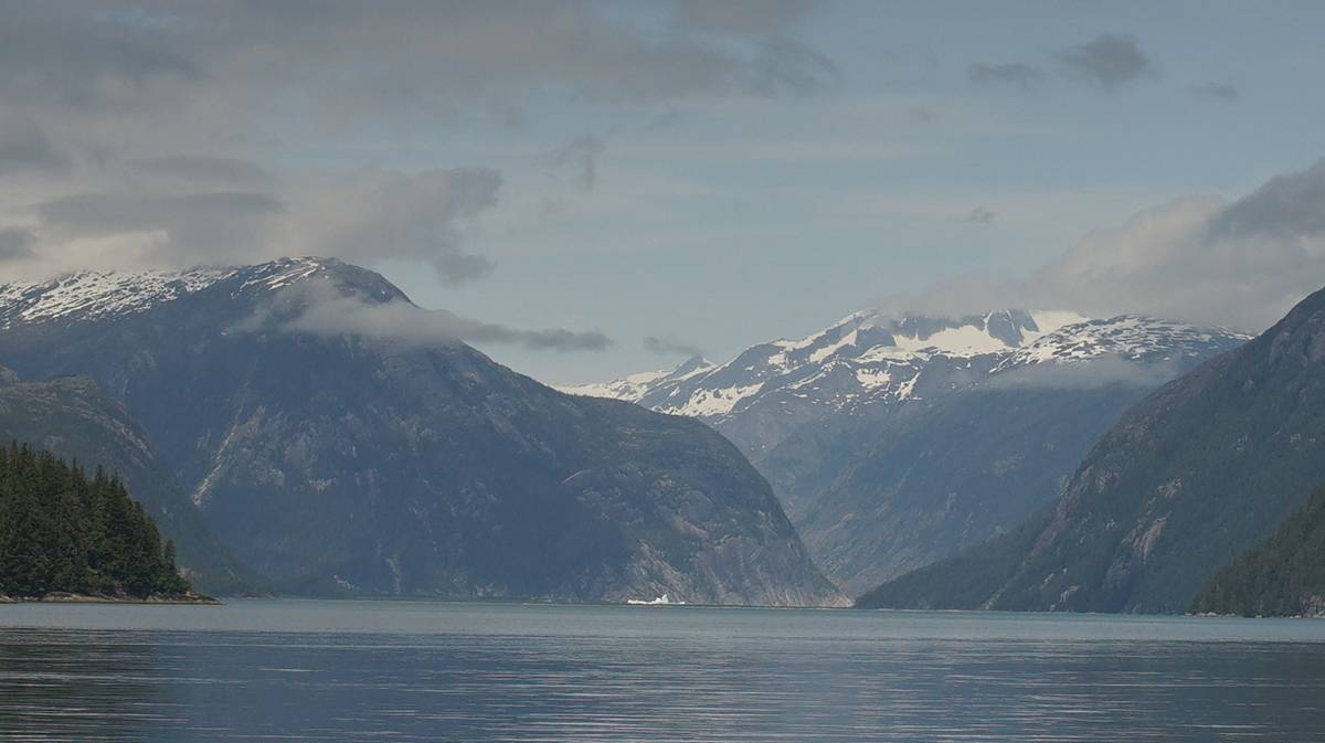 a look down the arm leading to Baird Glacier